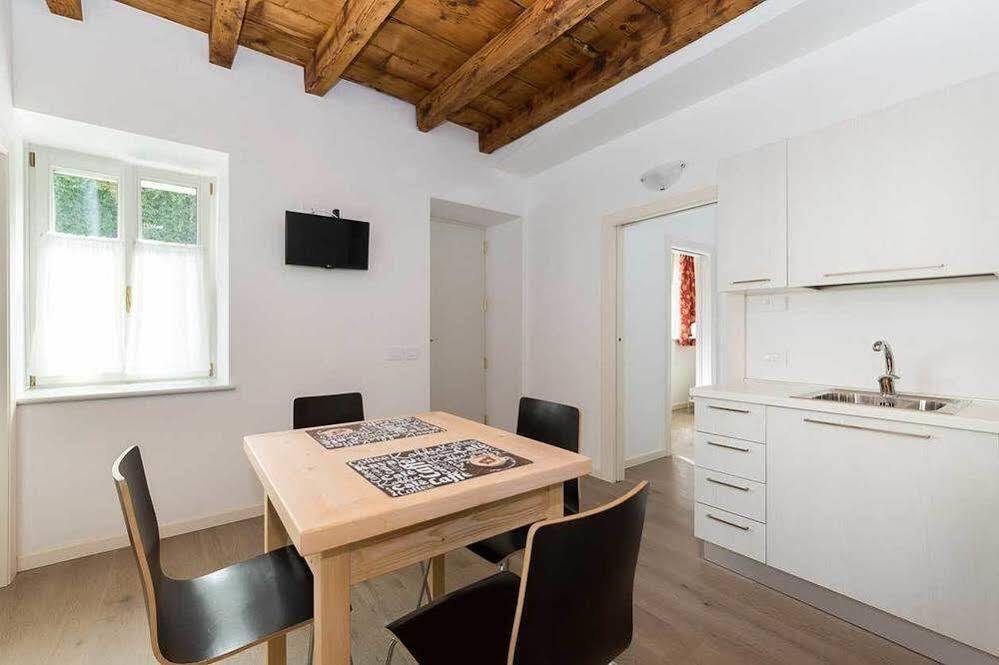 Colle Ameno Room And Breakfast Rovereto  Kültér fotó